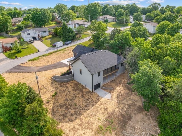 654 Walkington Lane, Branson, MO 65616