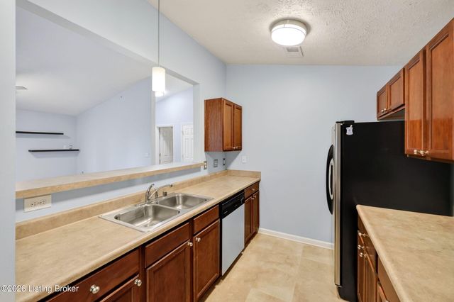 2604 Aristocrat Pl 303, Louisville, KY 40299