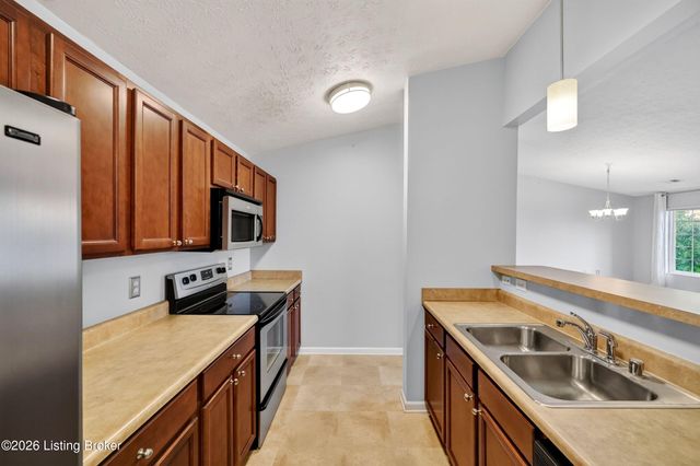 2604 Aristocrat Pl 303, Louisville, KY 40299