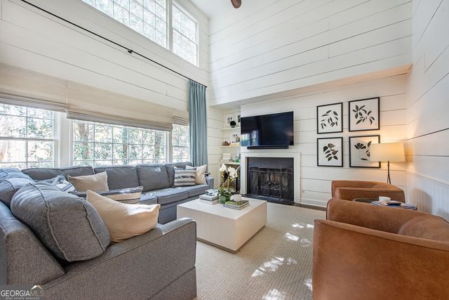 3211 Circle Oaks Drive SE, Atlanta, GA 30339