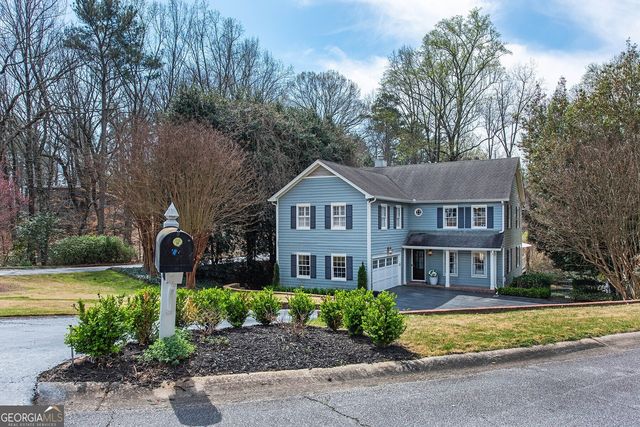 3211 Circle Oaks Drive SE, Atlanta, GA 30339