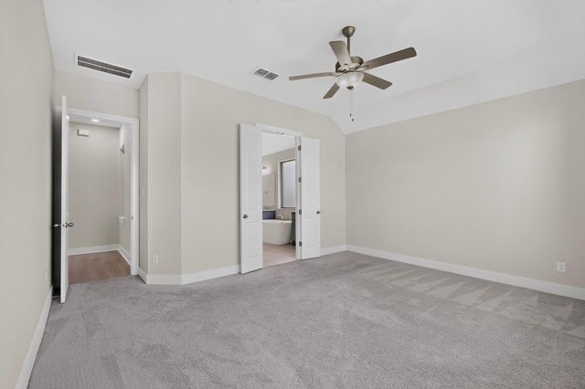 305 Palatino BND, Liberty Hill, TX 78642