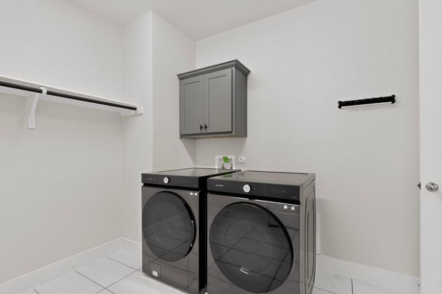 305 Palatino BND, Liberty Hill, TX 78642