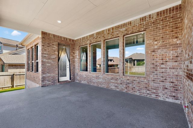 305 Palatino BND, Liberty Hill, TX 78642