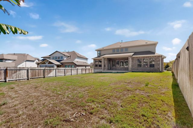 305 Palatino BND, Liberty Hill, TX 78642