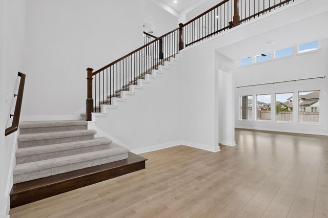 305 Palatino BND, Liberty Hill, TX 78642