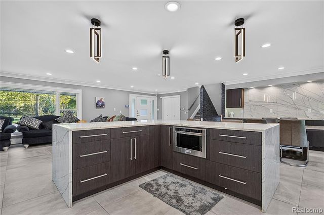 15879 Millar Road, Clinton Township, MI 48036