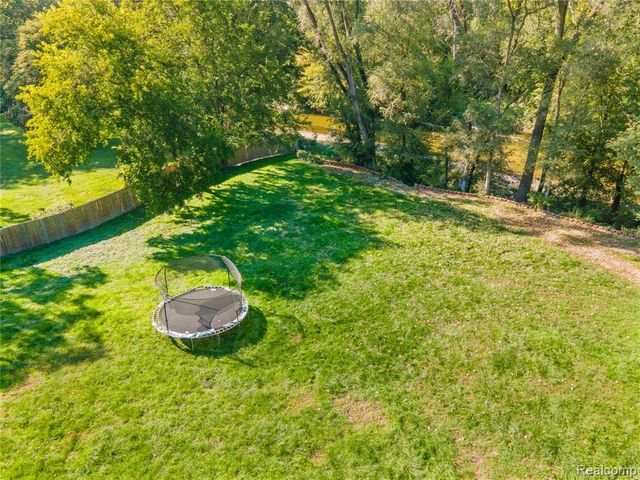 15879 Millar Road, Clinton Township, MI 48036