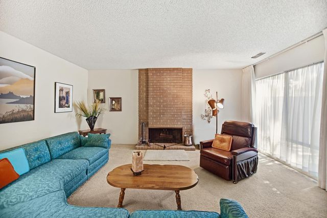 1455 University Ave, Sacramento, CA 95825