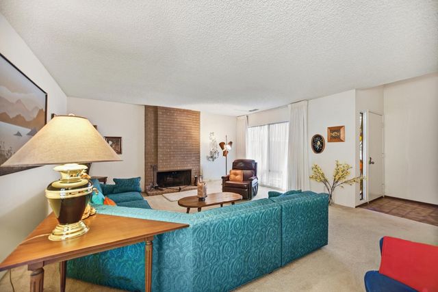 1455 University Ave, Sacramento, CA 95825