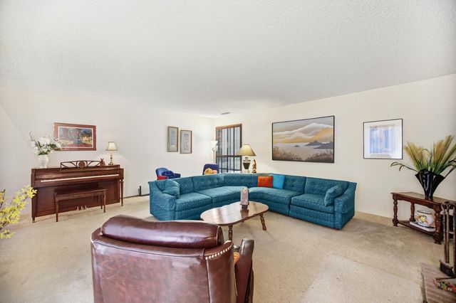 1455 University Ave, Sacramento, CA 95825