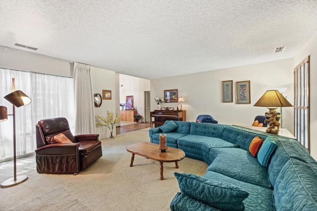 1455 University Ave, Sacramento, CA 95825