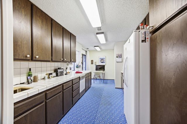 1455 University Ave, Sacramento, CA 95825