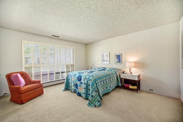 1455 University Ave, Sacramento, CA 95825