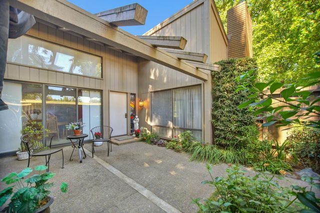 1455 University Ave, Sacramento, CA 95825