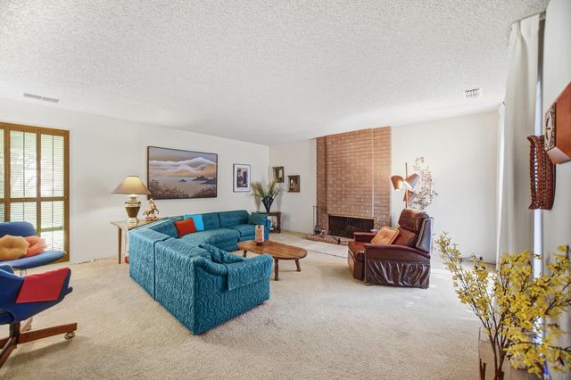 1455 University Ave, Sacramento, CA 95825