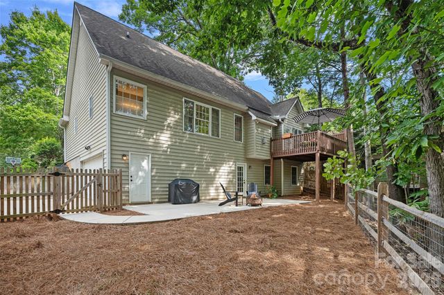12109 Baywoods Drive, Tega Cay, SC 29708