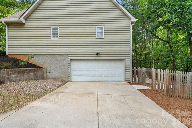 12109 Baywoods Drive, Tega Cay, SC 29708