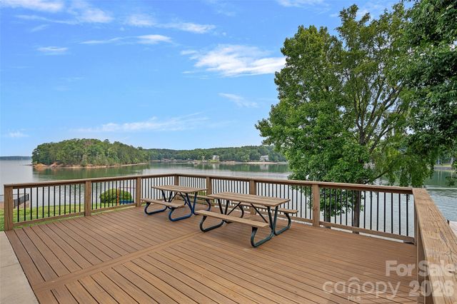 12109 Baywoods Drive, Tega Cay, SC 29708