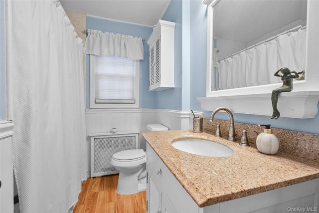 67 Kissam Lane, Glen Head, NY 11545