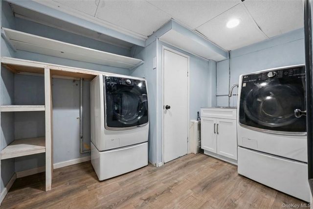 67 Kissam Lane, Glen Head, NY 11545