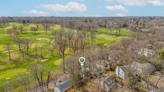 67 Kissam Lane, Glen Head, NY 11545