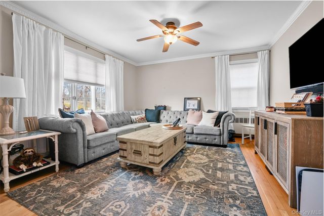 67 Kissam Lane, Glen Head, NY 11545