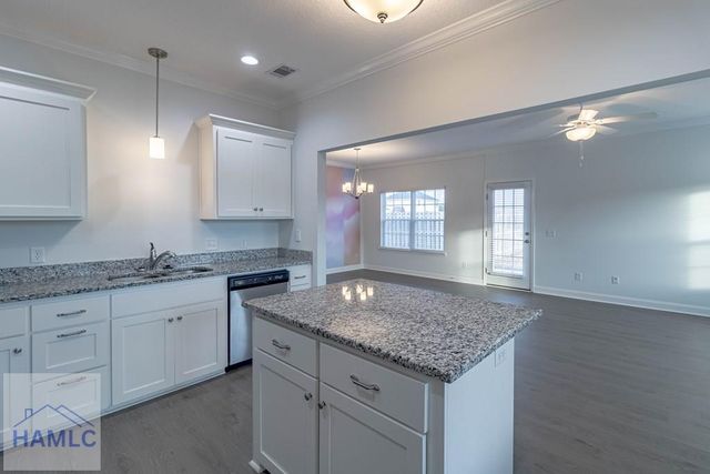 260 Rutledge Drive, Hinesville, GA 31313