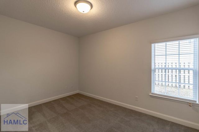 260 Rutledge Drive, Hinesville, GA 31313