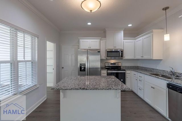 260 Rutledge Drive, Hinesville, GA 31313