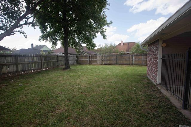 11137 Gold Cup Ave, Baton Rouge, LA 70816