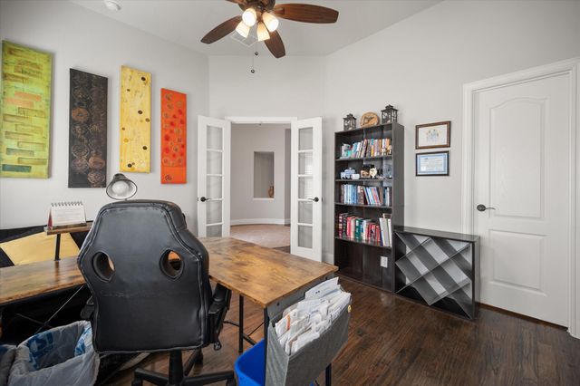 2105 Flora Lane, Desoto, TX 75115