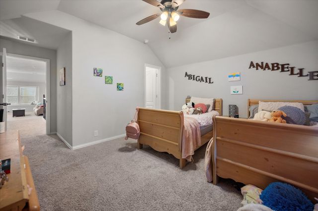 2105 Flora Lane, Desoto, TX 75115