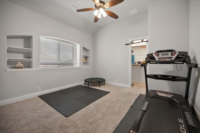 2105 Flora Lane, Desoto, TX 75115