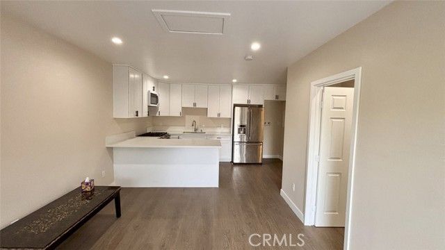 9981 Stanwin Avenue, Arleta (los Angeles), CA 91331