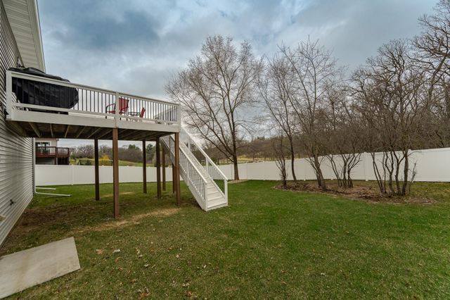 2745 Tee Time Road SE, Rochester, MN 55904