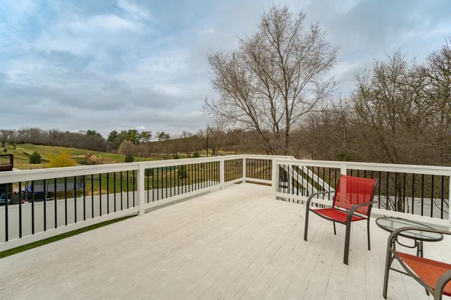 2745 Tee Time Road SE, Rochester, MN 55904