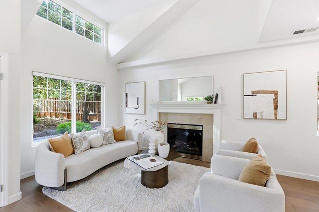 428 Crescent Avenue, Sunnyvale, CA 94087