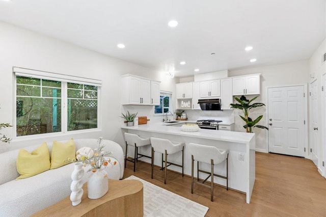 428 Crescent Avenue, Sunnyvale, CA 94087