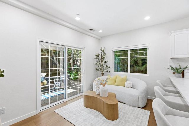 428 Crescent Avenue, Sunnyvale, CA 94087