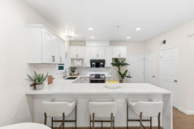 428 Crescent Avenue, Sunnyvale, CA 94087