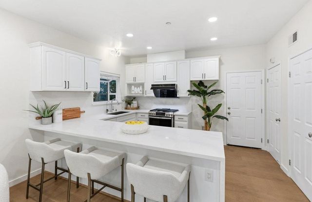 428 Crescent Avenue, Sunnyvale, CA 94087