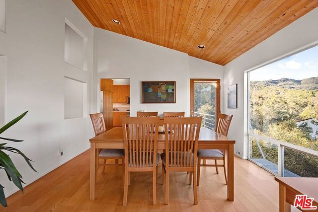 26207 Ingleside Way, Malibu, CA 90265