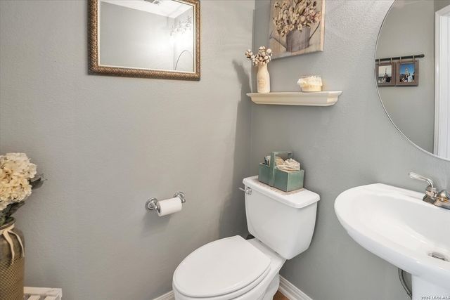 26014 Cuyahoga Cir., San Antonio, TX 78260