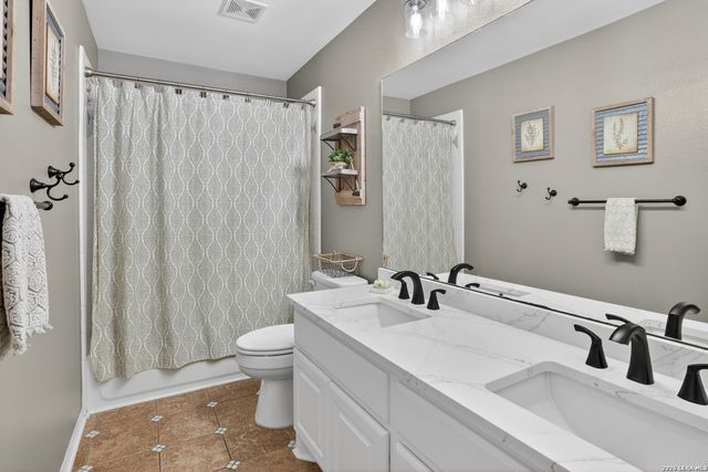 26014 Cuyahoga Cir., San Antonio, TX 78260