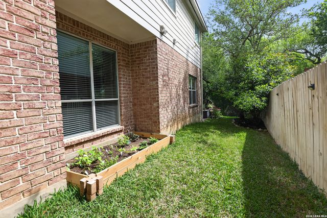 26014 Cuyahoga Cir., San Antonio, TX 78260