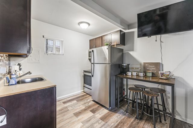 803 Hillview Hts Apt 105, Nashville, TN 37204