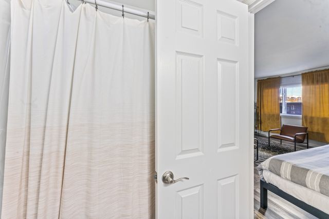 803 Hillview Hts Apt 105, Nashville, TN 37204
