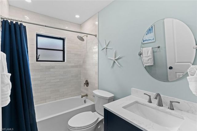 2451 River Reach DR, Naples, FL 34104