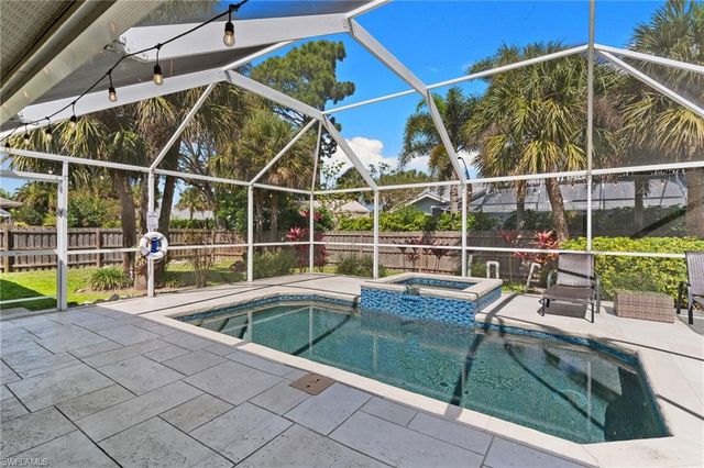 2451 River Reach DR, Naples, FL 34104